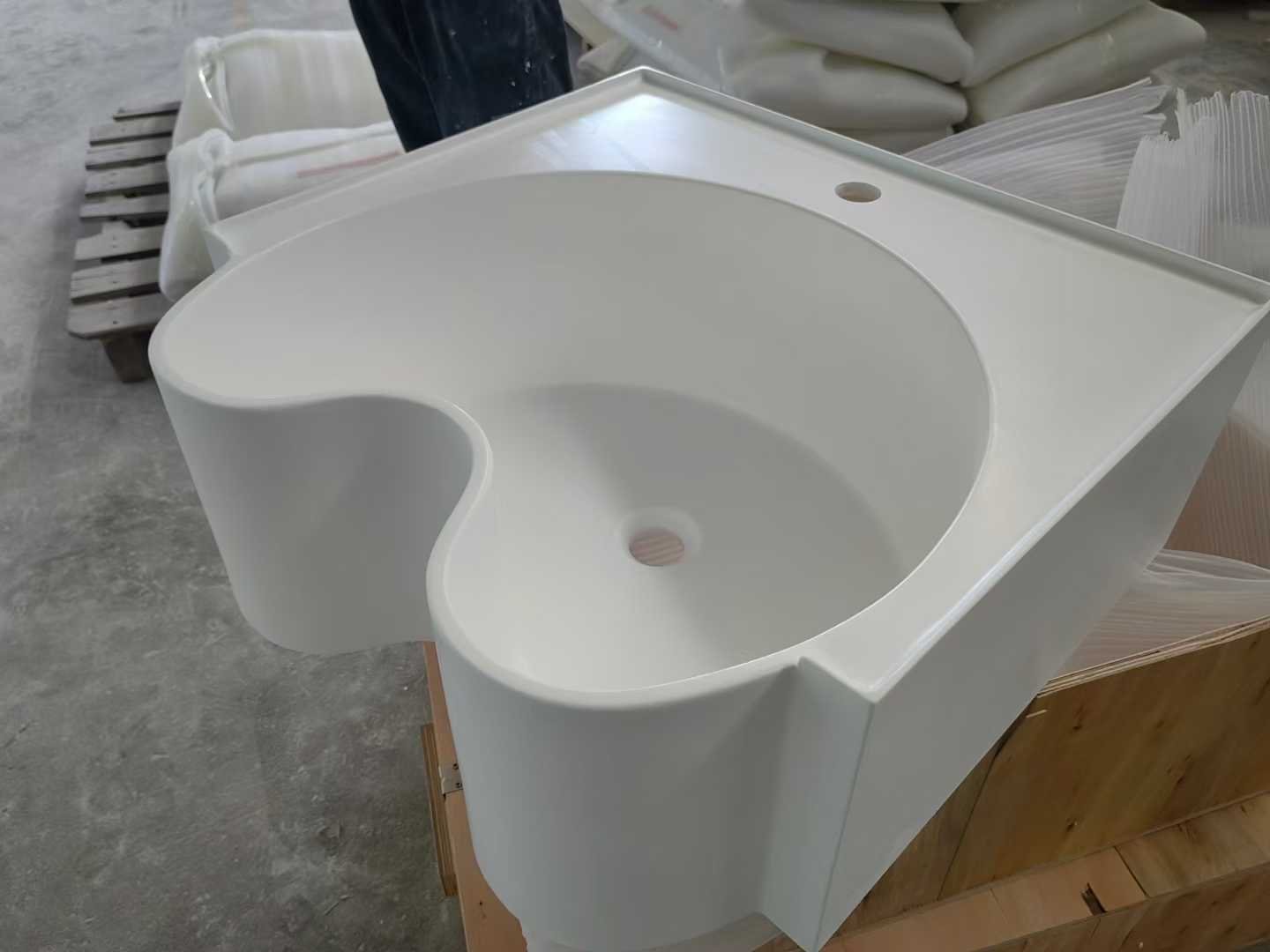 CUSTOMIZED WASHBASIN